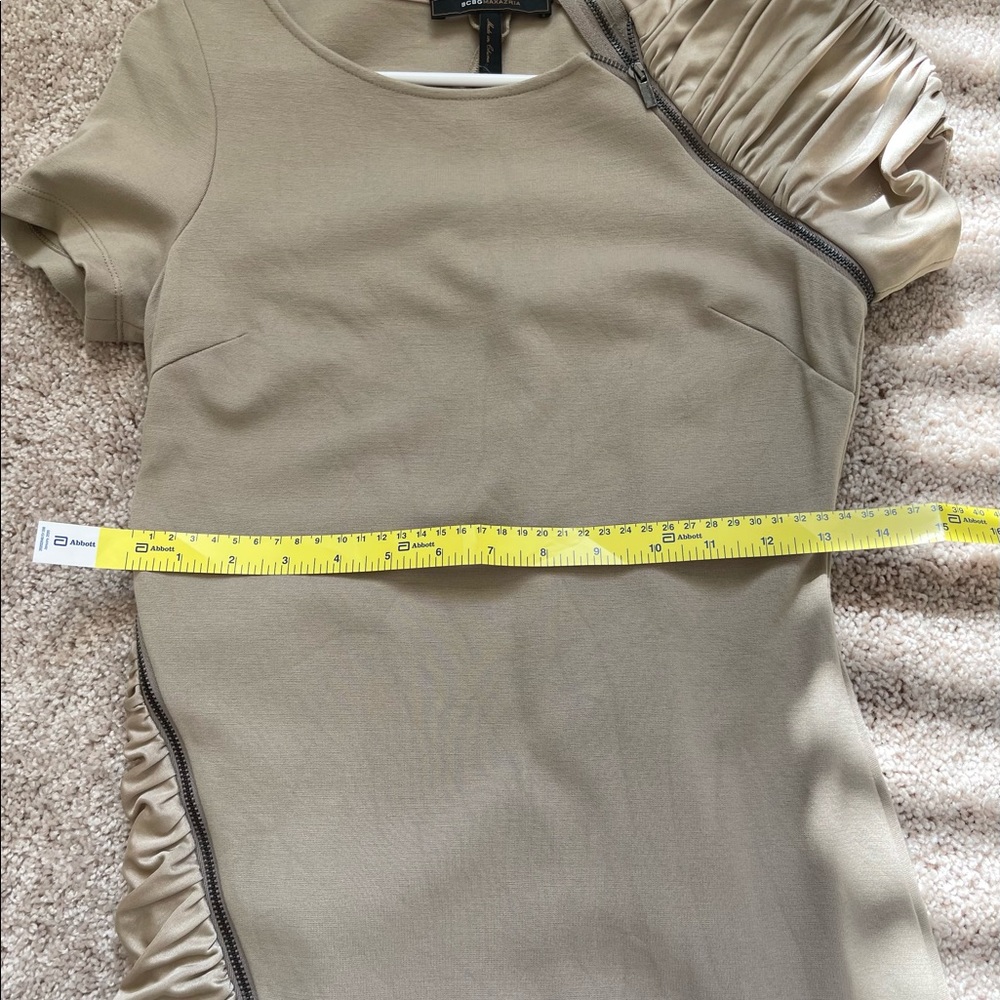BCBG MaxAzria Mini Dress Size XS - Picture 7 of 8